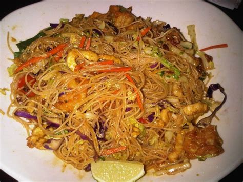 singapore street noodles pf chang review